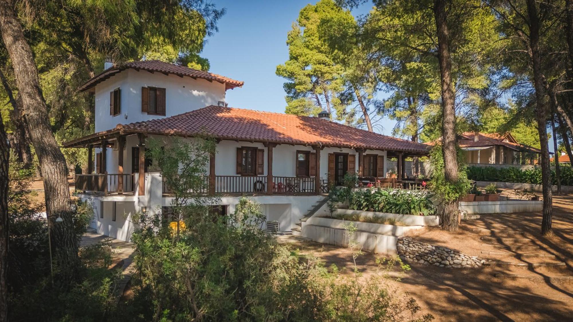 Squirrel Beach Front Villa, Metamorfosi מראה חיצוני תמונה