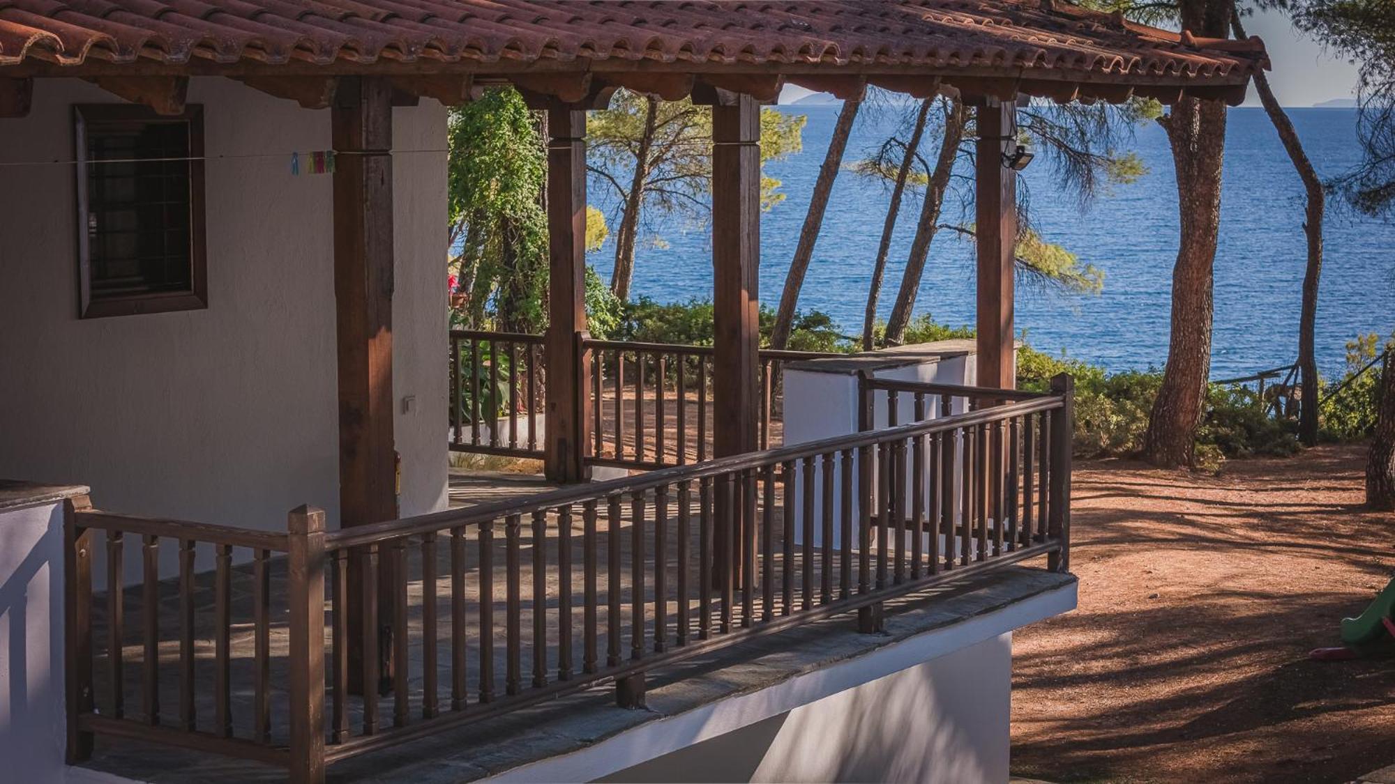 Squirrel Beach Front Villa, Metamorfosi מראה חיצוני תמונה