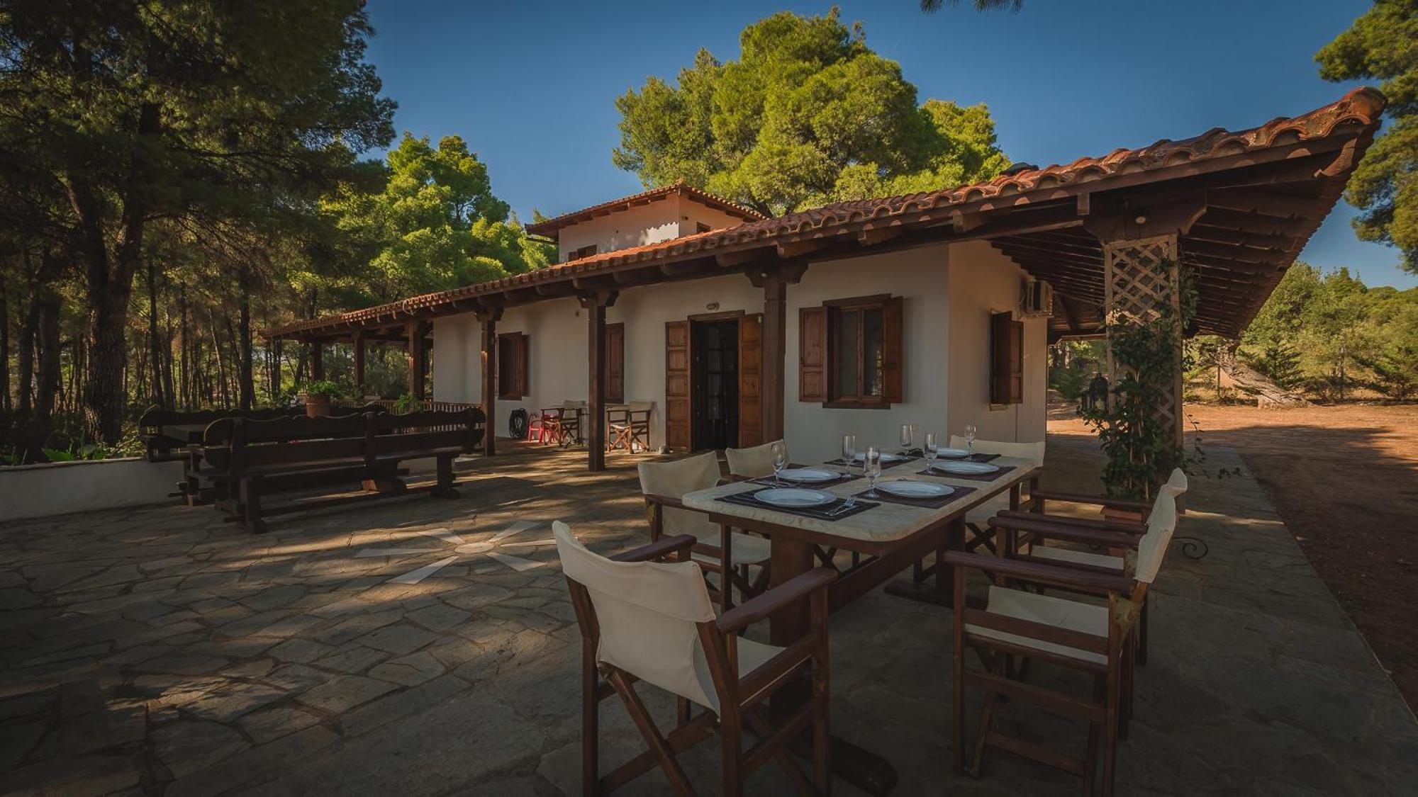 Squirrel Beach Front Villa, Metamorfosi מראה חיצוני תמונה