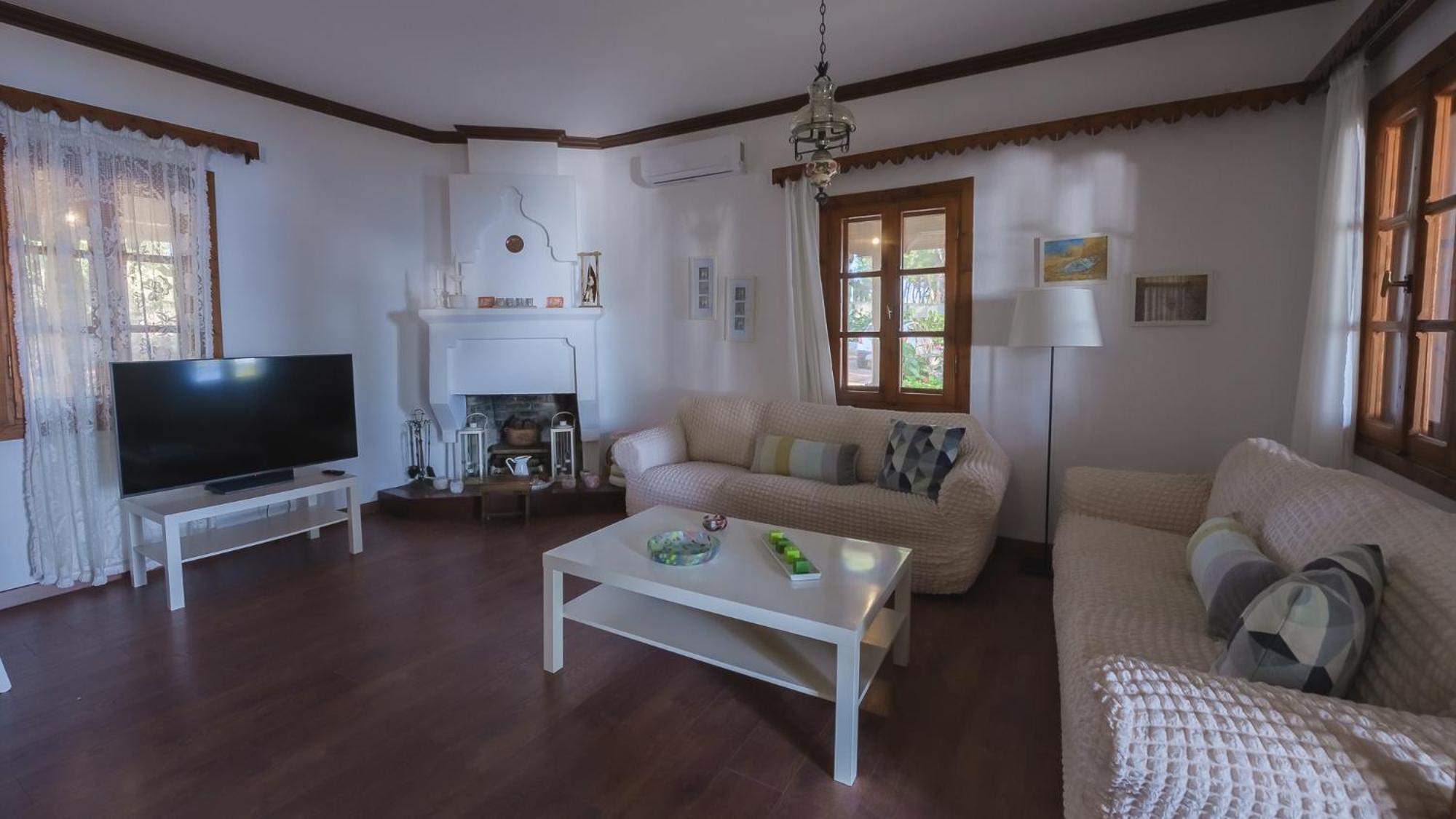 Squirrel Beach Front Villa, Metamorfosi מראה חיצוני תמונה
