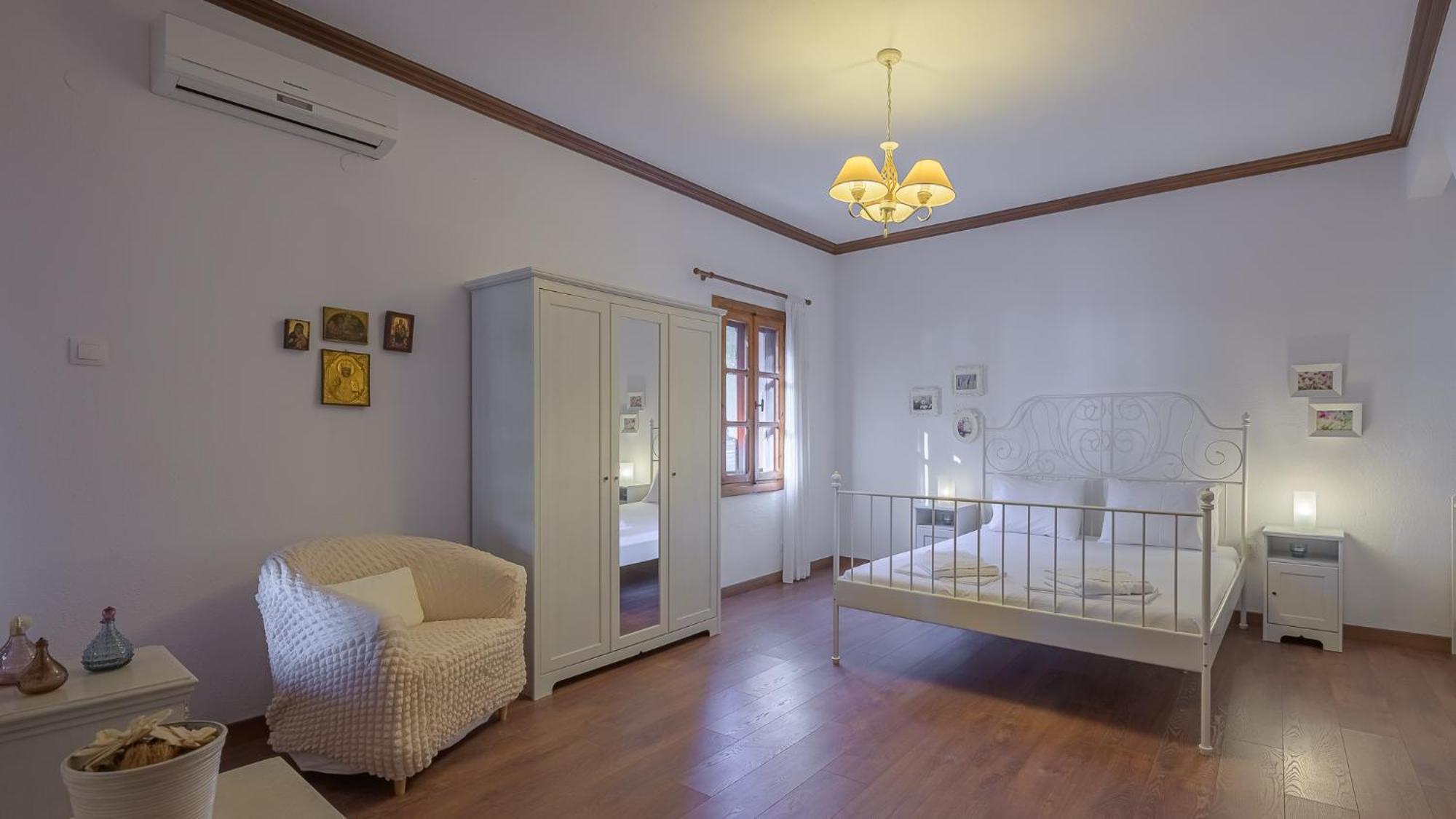 Squirrel Beach Front Villa, Metamorfosi מראה חיצוני תמונה